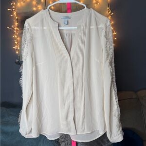 H&M Cream Lace Sleeve Pleated Blouse Hidden Button Front Size 8